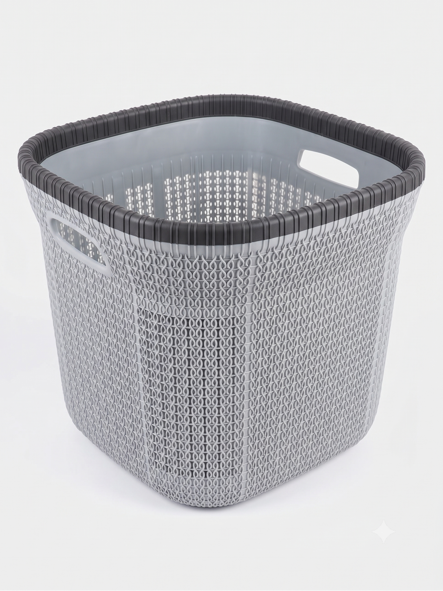 saray - laundry basket